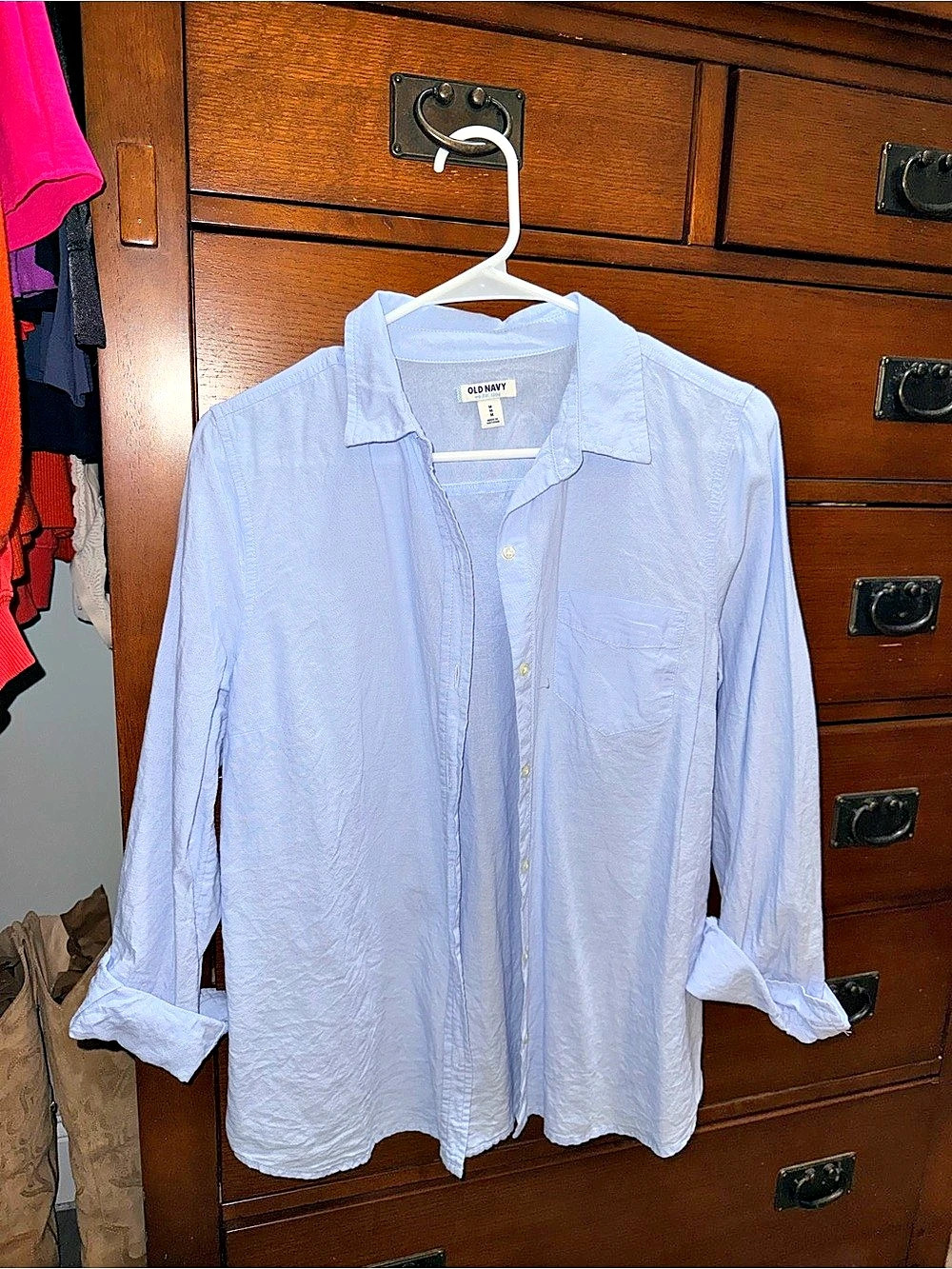 Old Navy Women’s Button Down Shirt Size Medium